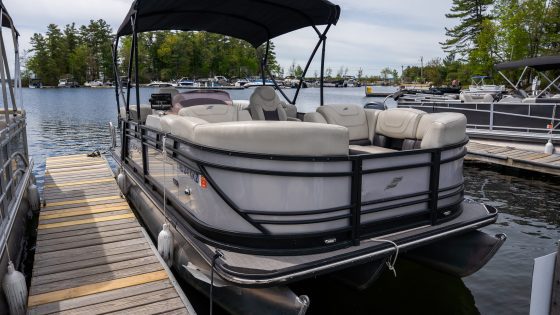FBC Maine fleet boat Rookies 22 ft Starcraft pontoon